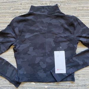 Brand new with tags lulu lemon all aligned mock neck long sleeve